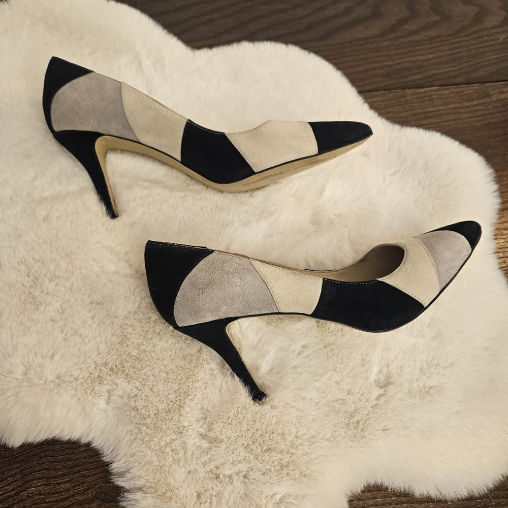 BCBGeneration Womens 8M Suede Patchwork Pumps Black Gray Cream Pointed Toe— Chic